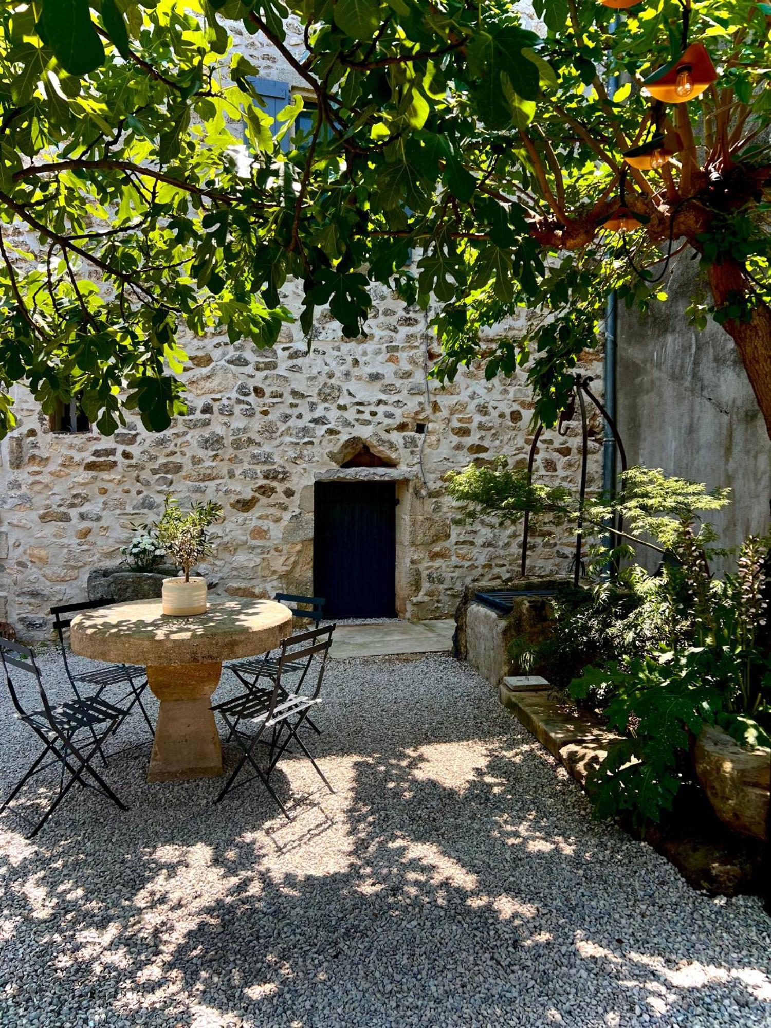 Maison Erica Hotel Saint-Mamert-du-Gard Buitenkant foto